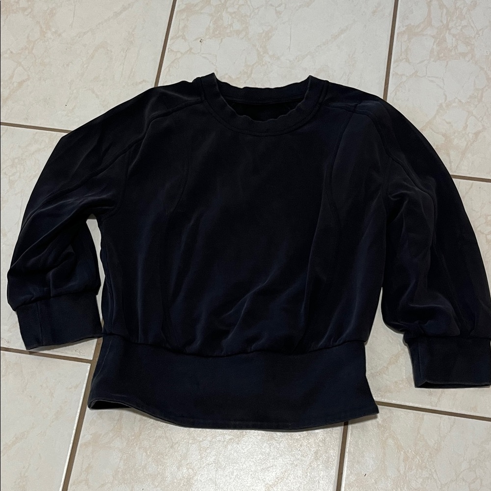 Lululemon sweatshirt
